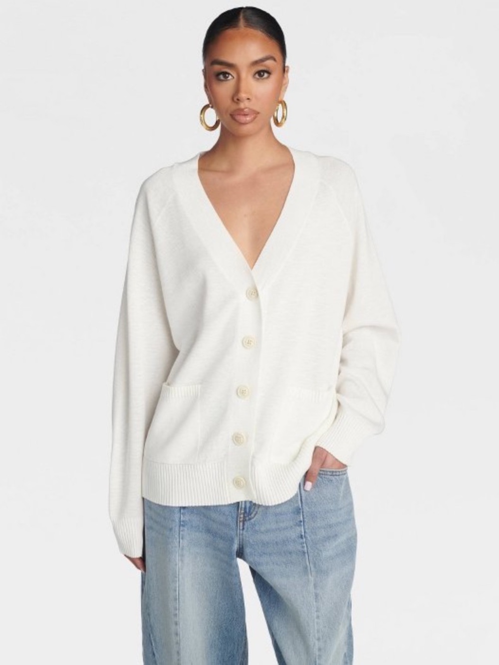 KBB by KAHLANA NEW
Women's 'The Grandpa Cardi
Sweater'-Cream color size Small S